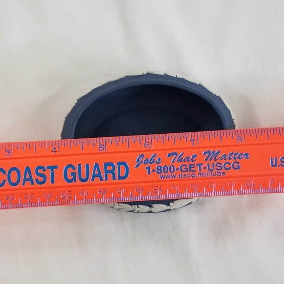 Wedgwood Jasperware Portland Blue Oval Trinket Box 4x3x2" Greek Mythology - Picture 16 of 16